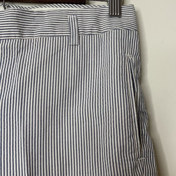 J. crew | Black White City Fit Pin Striped 100% Cotton Bermuda Shorts 0 - Picture 5 of 10